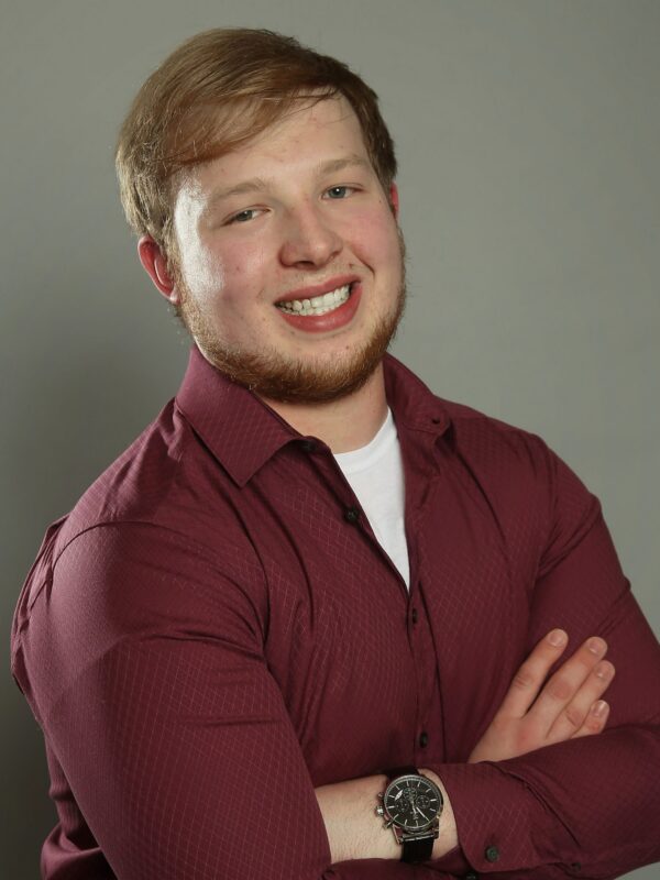 MICHAEL SELLS HEAD SHOT