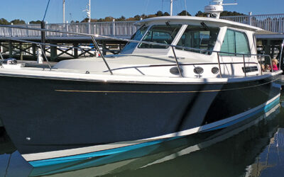 Hampton Couple Move Up to a Back Cove Yacht