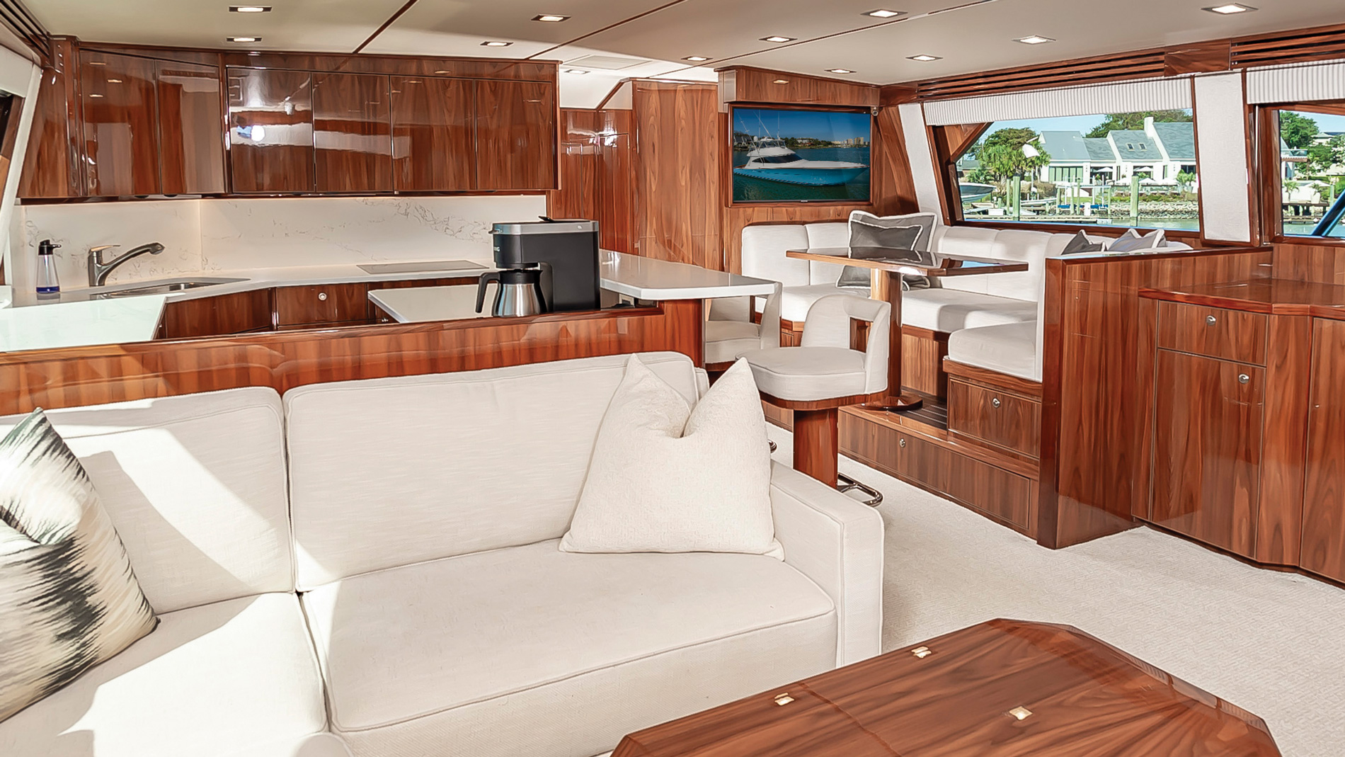 professional-photos-yacht-interior