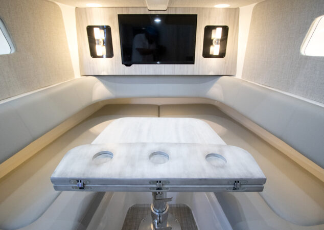 New_Regulator_41_For_Sale_at_Bluewater_Yacht_Sales_02