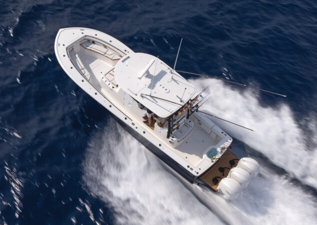 Regulator 35 running offshore, top-down angle