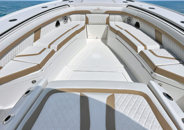 Regulator 35 forward bow area with insulated storage and seating