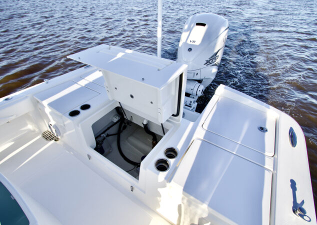 Bilge access hatch open in transom of Regulator 26XO