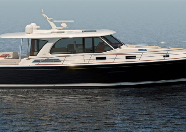 Sabre 51 Starboard profile view