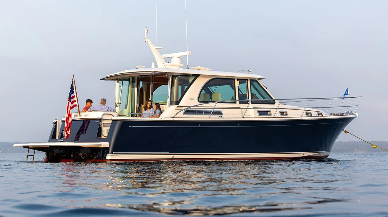 New Sabre 45 Salon Express Video