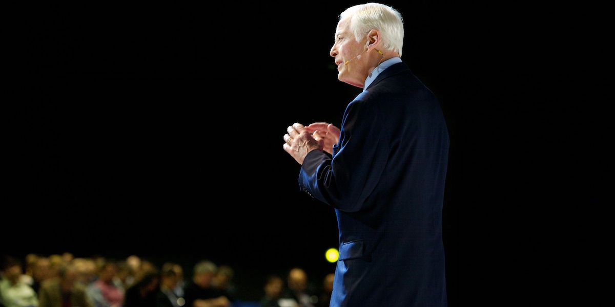Brian Tracy’s Ultimate List Of Public Speaking Tips