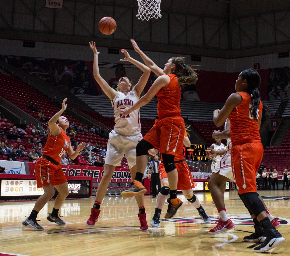 RECAP Strong 1st half drives Ball State women's basketball win over