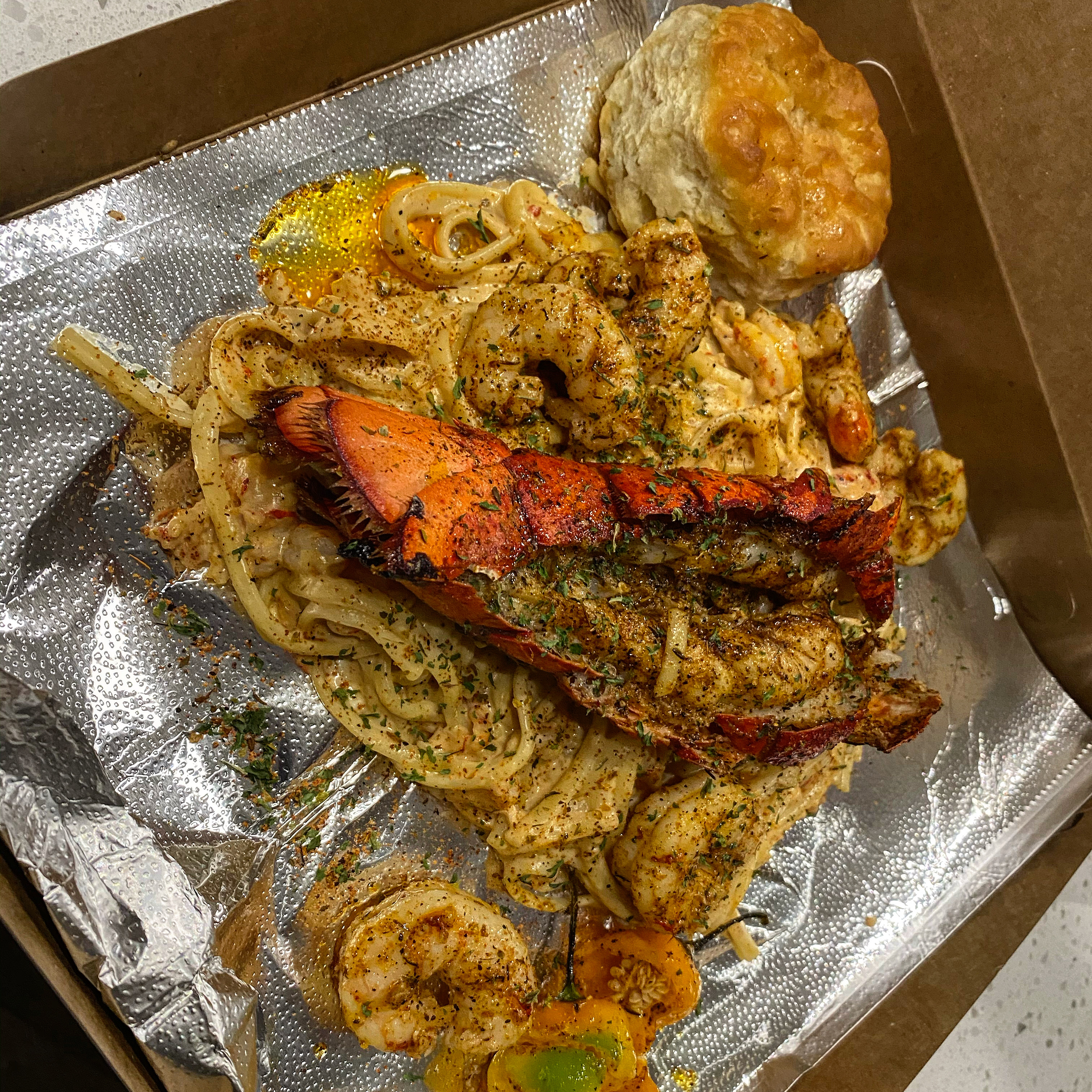 Lobster and Seafood Linguine 