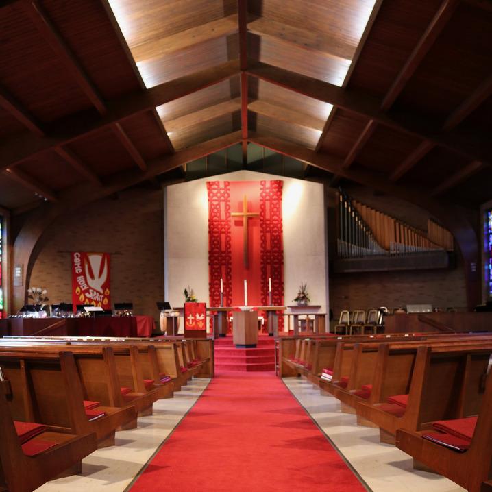 Holy Cross Lutheran Church Home