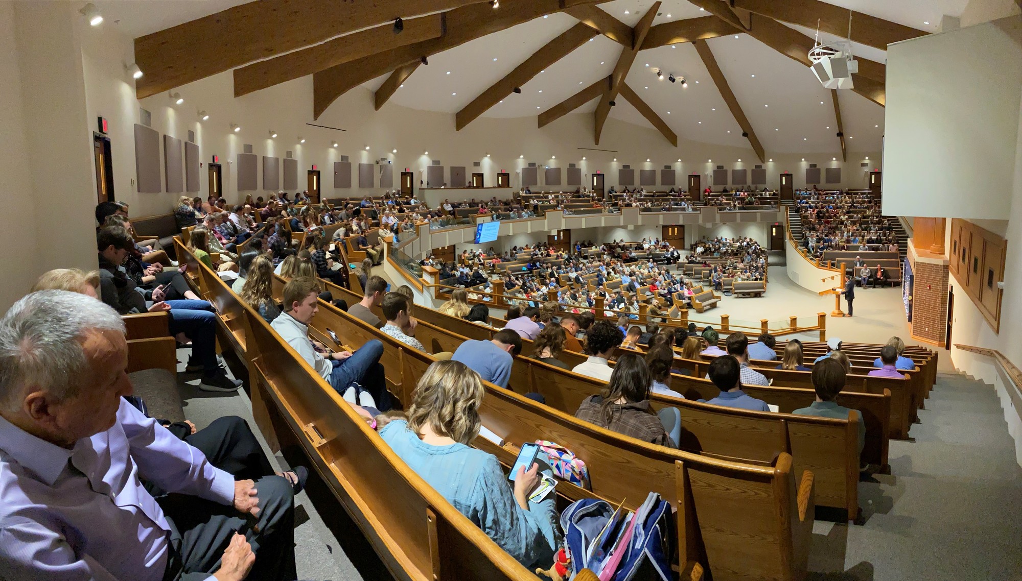 Edmond Church of Christ building