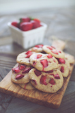 strawberry-cookies-main