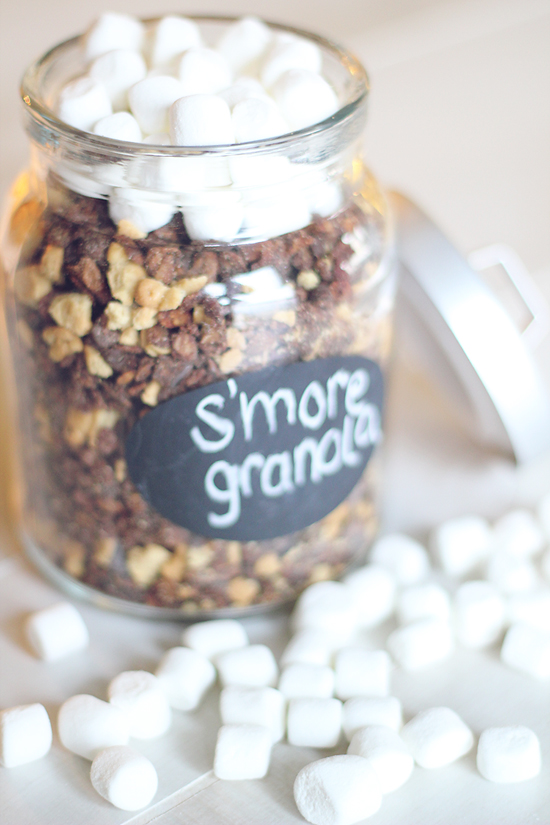 smores-granola-main