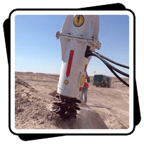 AQ3L with extension used to excavator 1.2m wide and 2m deep holes in Northern Chile. On a Komatsu PC200