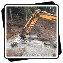 AQ3XL on Liebherr R900