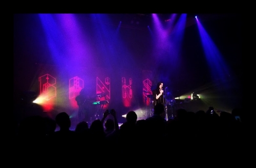 BANKS delivers vulnerable fashion, powerful vocals at 9:30 Club
