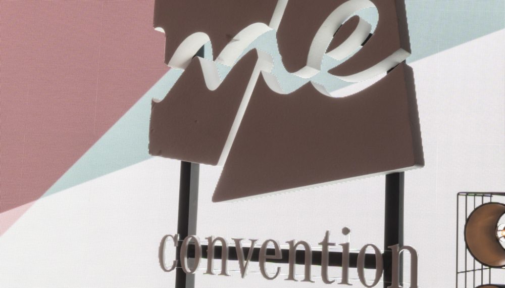 Experience tomorrow today at me Convention: From A for autonomous driving and artificial intelligence, through C for culture, E for electric mobility, F for future technologies, L for leadership and N for networking – these and other topics have already become as much part of our everyday lives as the alphabet. Over 70,000 conference participants are looking from the present into the future at South by Southwest® (SXSW®), held in the Texan city of Austin from March 9 - 18. Mercedes-Benz, smart, the electromobility brand EQ, smart EQ fortwo and the mobility brands car2go, moovel, mytaxi and Blacklane will present their concepts for the future with dedicated activities and agendas from March 9 - 15 at Palm Park in Austin. Complementing this, me Convention offers inspiration, participation and networking for topics f