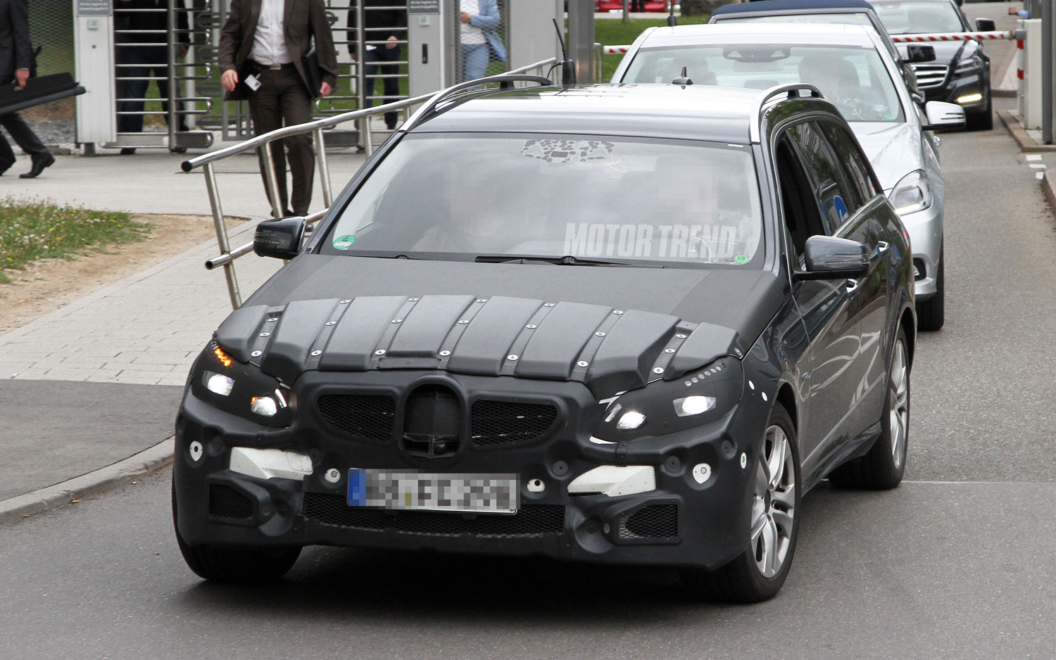 2013 Mercedes-Benz E-Class Wagon Facelift Spied - Update