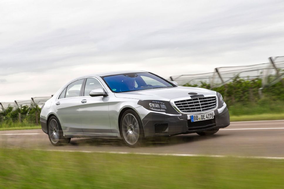 2014 Mercedes S63 AMG Passenger Side
