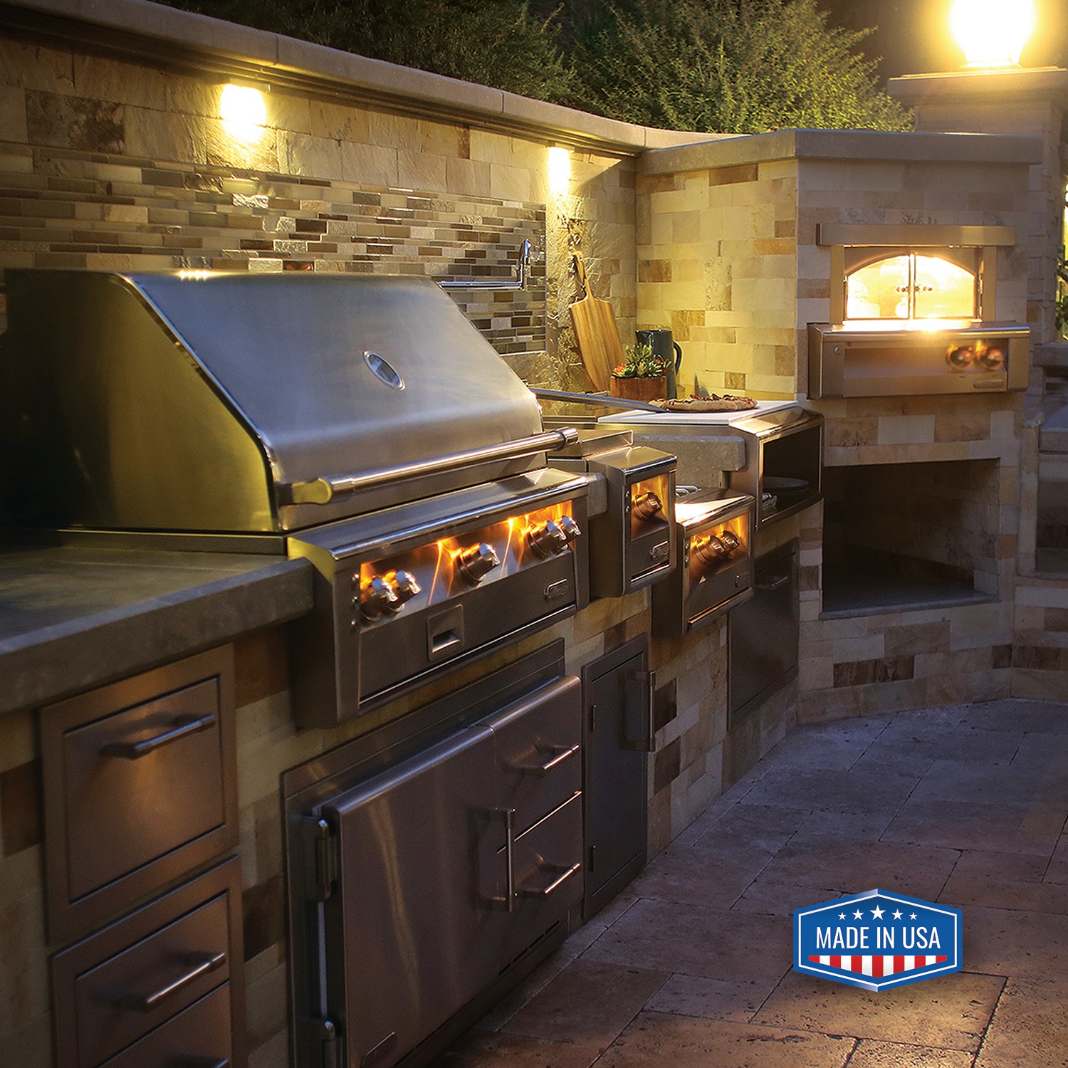  Alfresco Grills Outdoor Kitchen