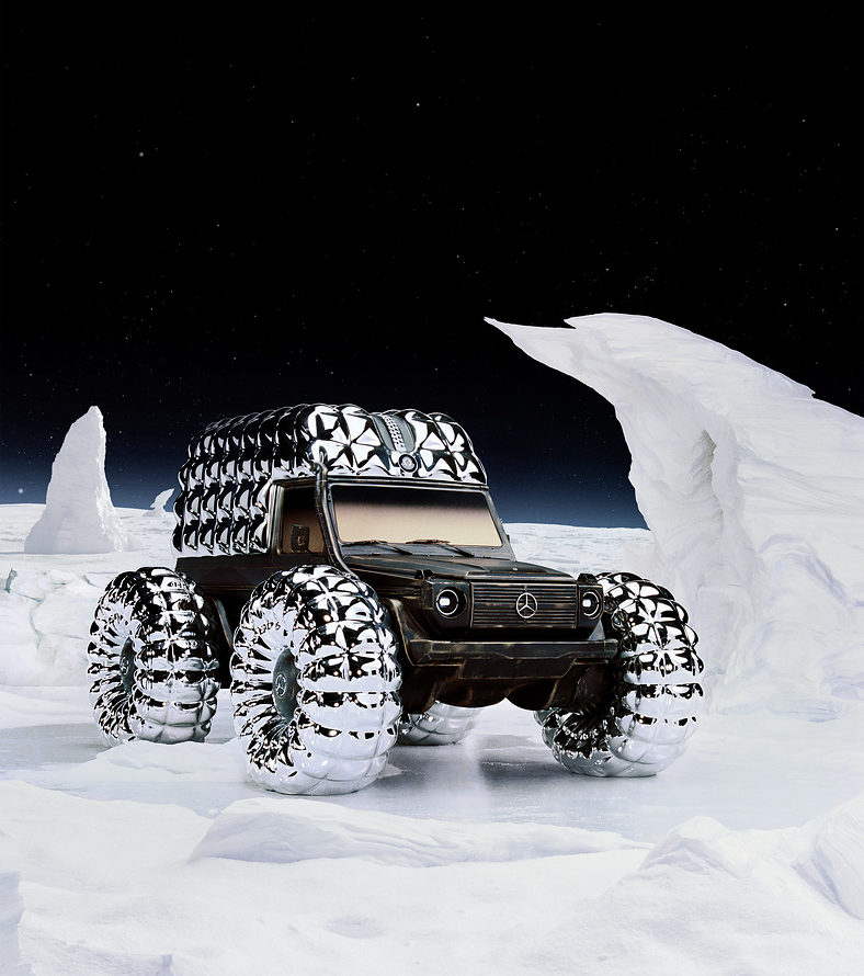 Mercedes-Benz and Moncler presenting a co-creation: PROJECT MONDO G at “The Art of Genius” February 2023. Image: Thibaut Grevet Müller for Mercedes-Benz