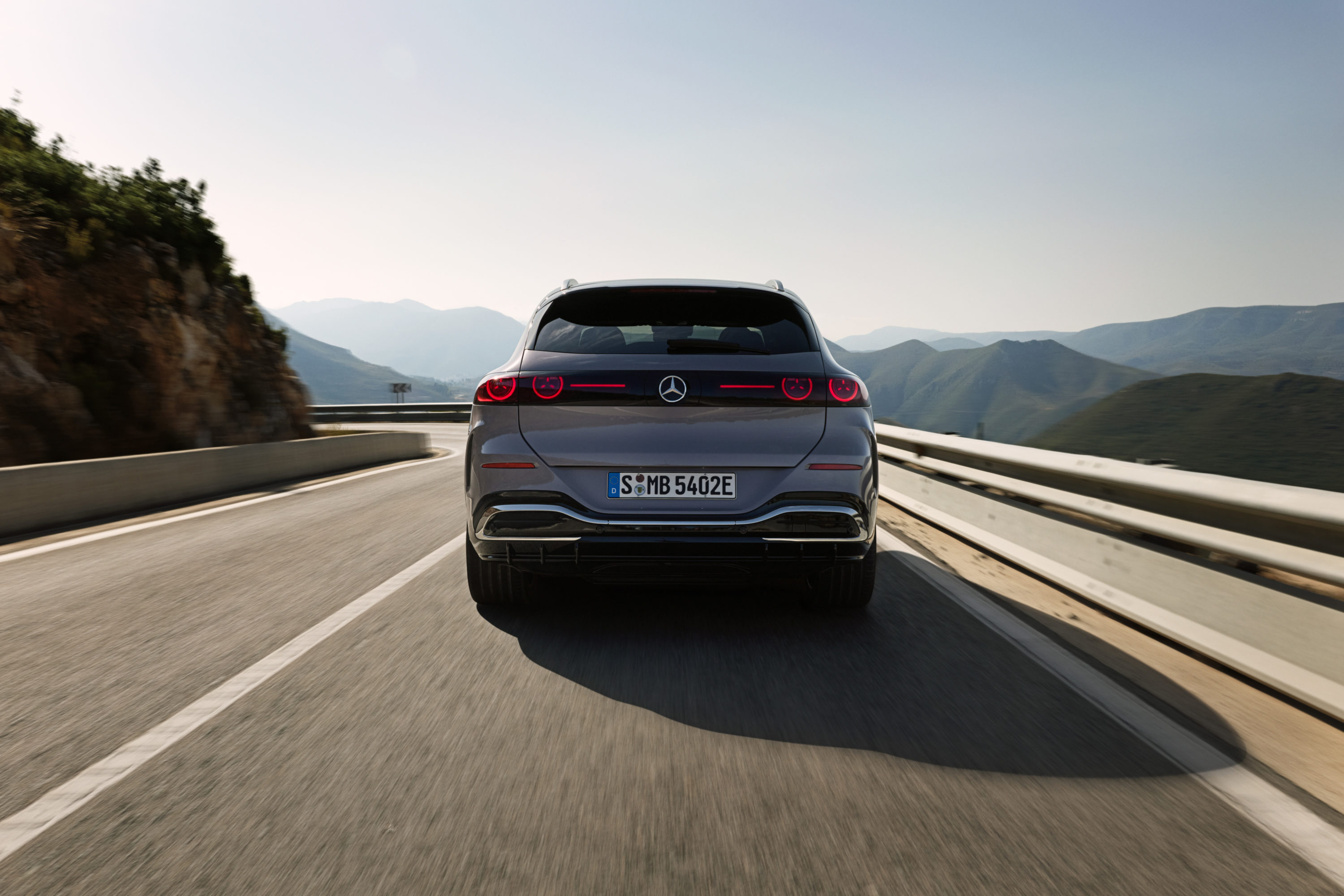 The all-new electric Mercedes-Benz GLC 400 4MATIC with EQ Technology.