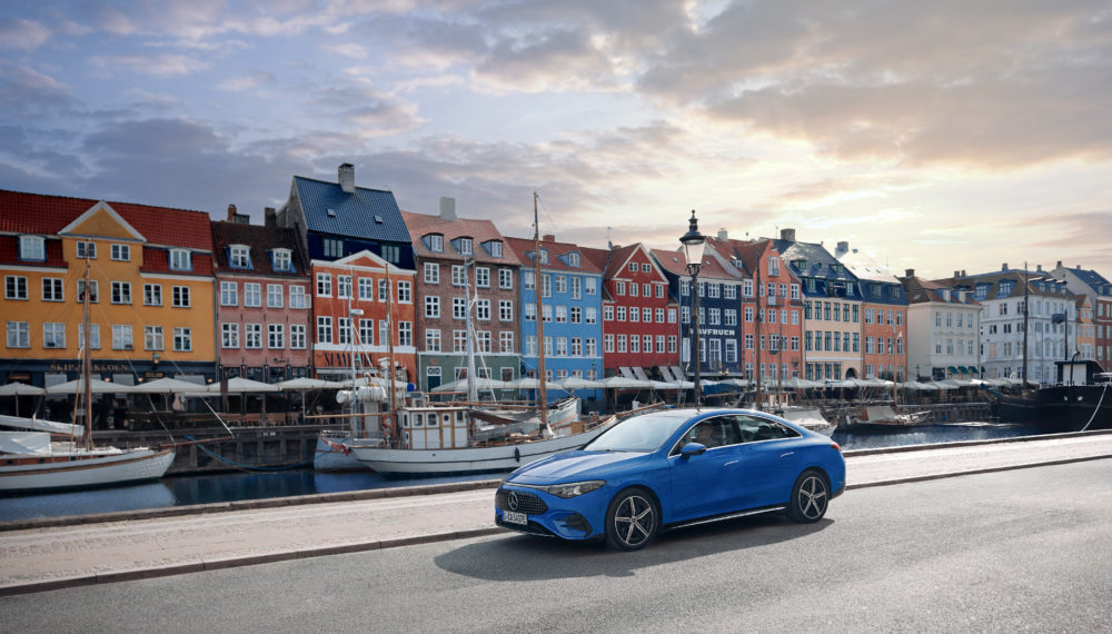 Mercedes-Benz CLA 250+ with EQ Technology | Energy consumption combined: 14.1 – 12.2 kWh/100 km | CO2 emissions combined: 0g/km | CO2 class: A; Clear Blue metallic / ARTICO man-made leather / MICROCUT black / clean white;Mercedes-Benz CLA 250+ with EQ Technology | Energy consumption combined: 14.1 – 12.2 kWh/100 km | CO2 emissions combined: 0g/km | CO2 class: A*