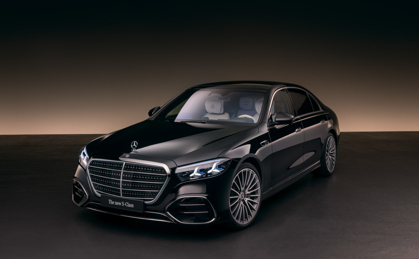 Mercedes-Benz Rewrites the S-Class Without Changing Its Soul