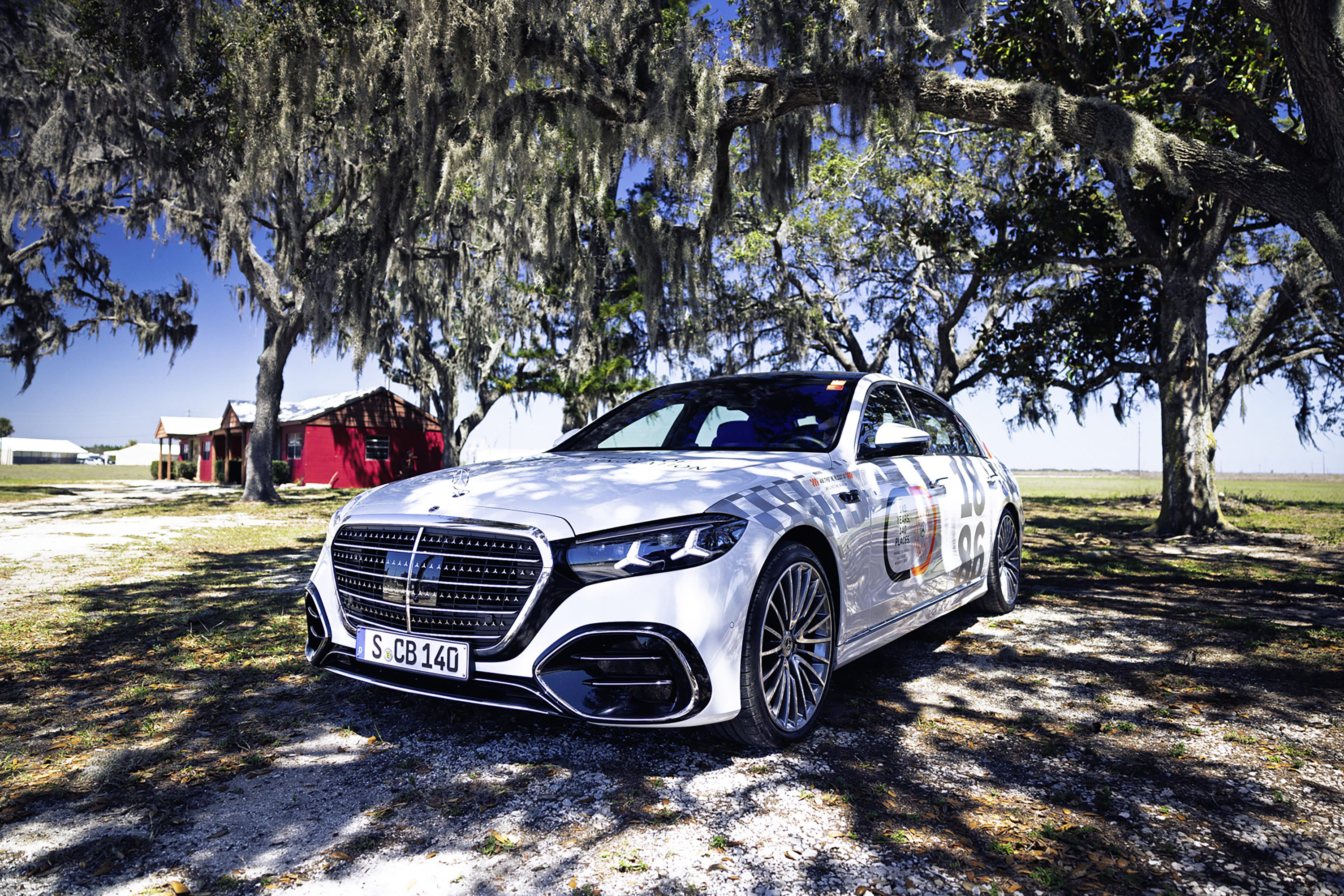 140 Years. 140 Places. During the first North America leg of the intercontinental tour the new Mercedes-Benz S-Class visited the racetrack in Sebring, Florida/USA. to Miami, Florida/USA.