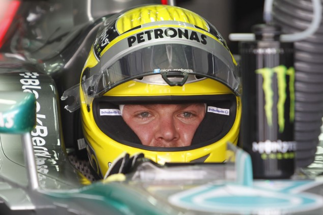 Mercedes-AMG-Petronas-F!-04F1GP-Bahrain-0928