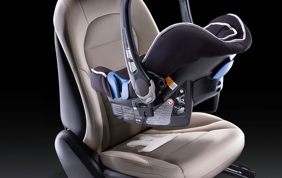 2015 Mercedes C-Class Discussed