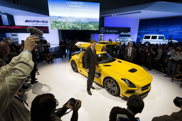 Mercedes-Benz-LA-Auto-Show-12C1325_022