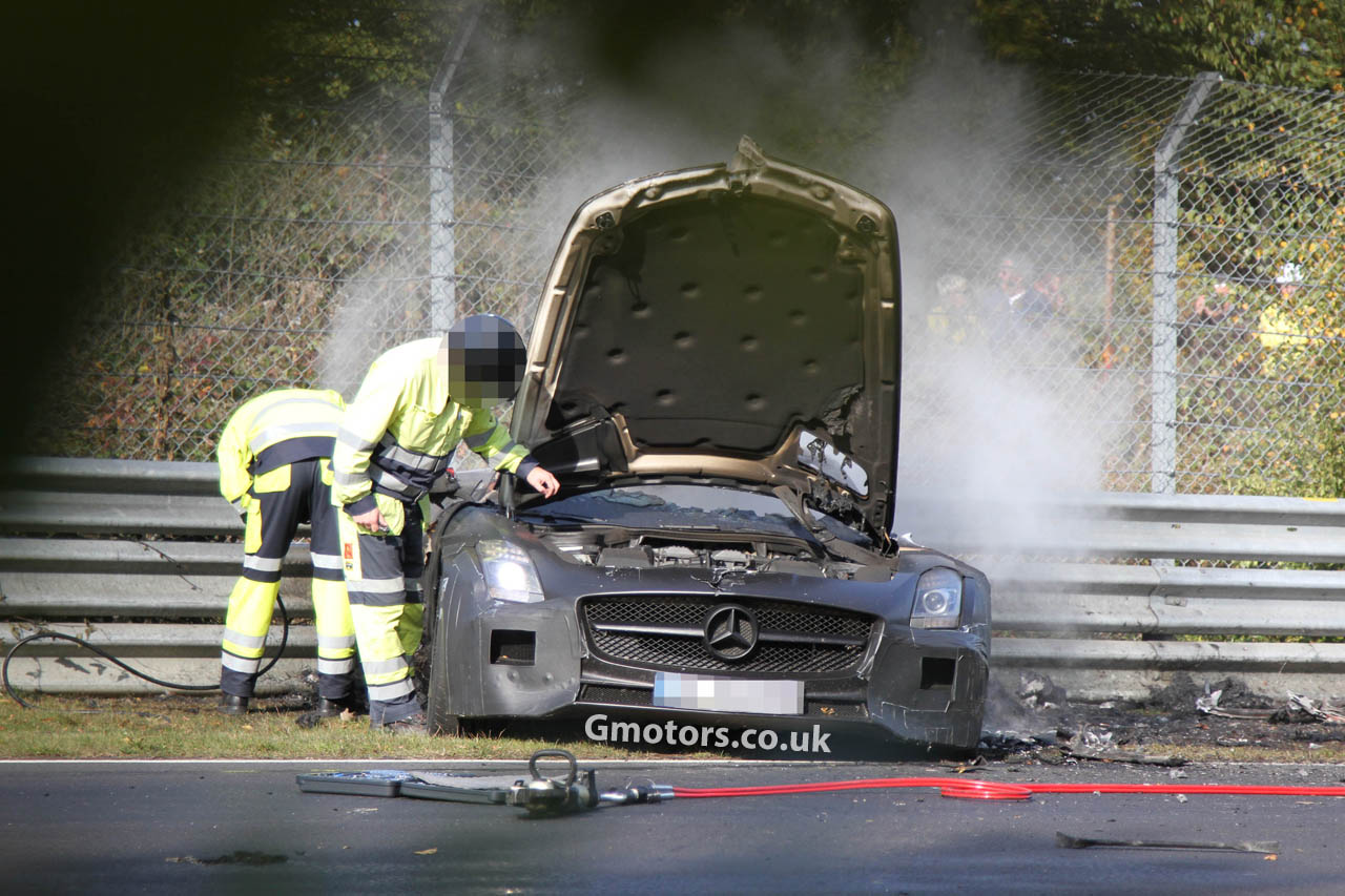 Mercedes-Benz SLS AMG Black Series Crashes