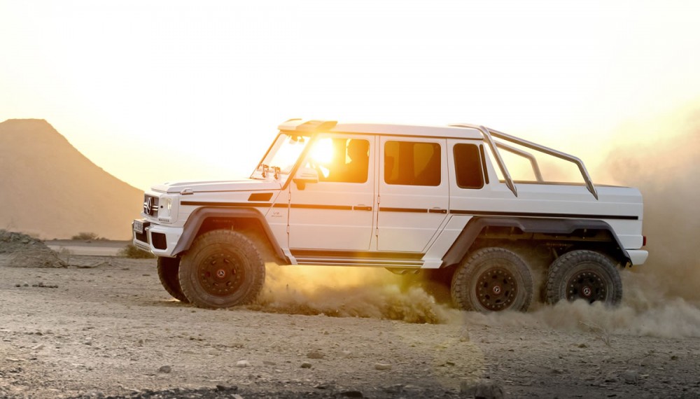Mercedes G63 AMG 6X6 Gets Stuck