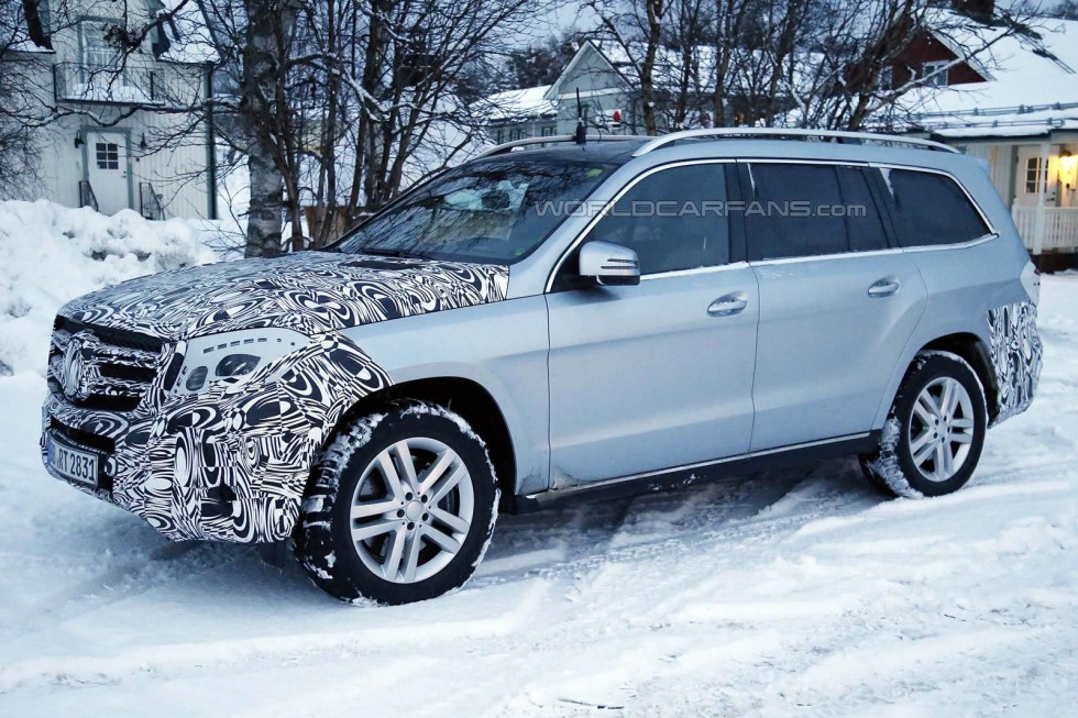 Mercedes-Benz GLS Spy Photo