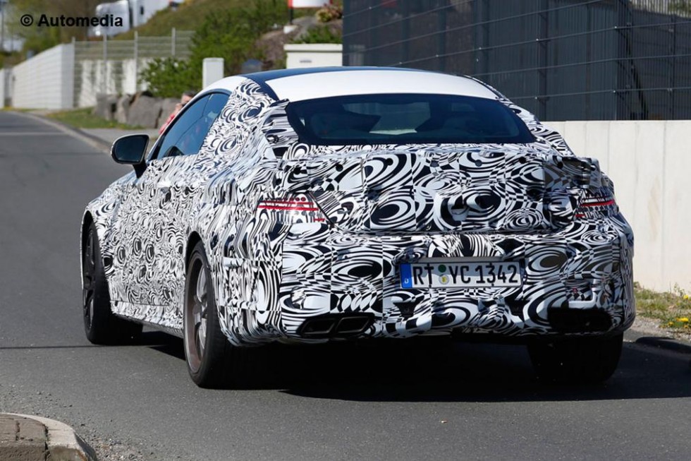 Mercedes C 63 AMG Coupe Spy Photo