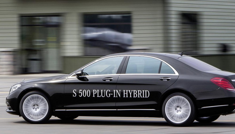 Ahead of its launch in September, new details on the Mercedes-Benz S500 Plug-in Hybrid have emerged.