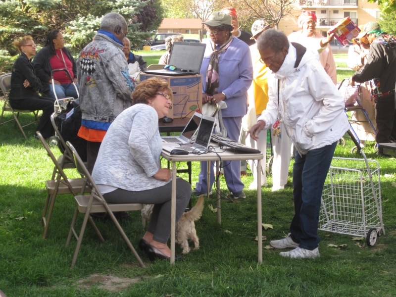 Mobile pantry brings fresh produce to seniors Euclid Observer