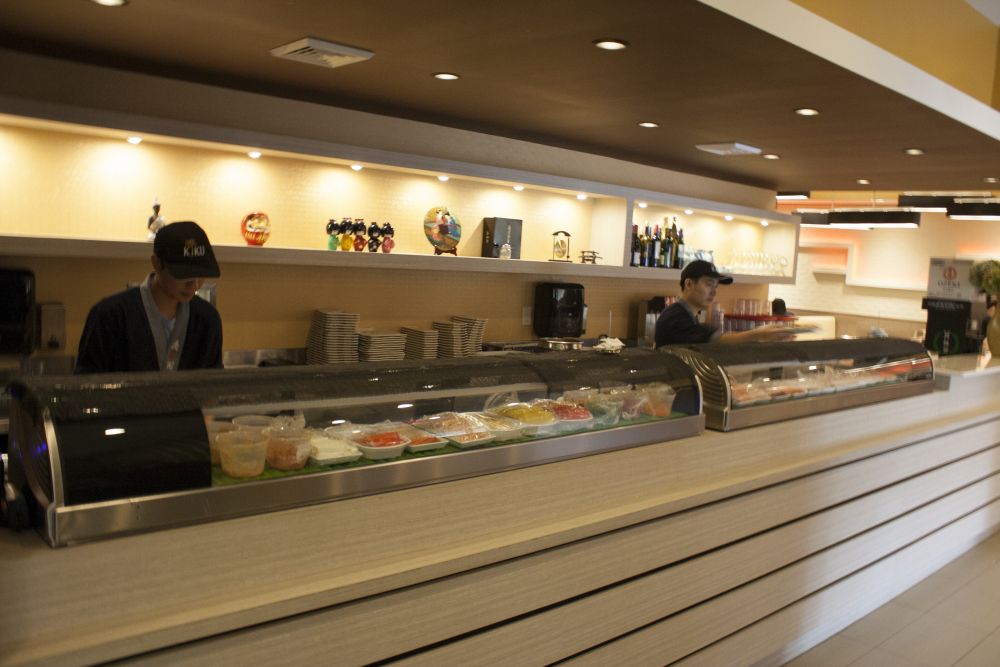 Indiana Daily Student Kiku Sushi IDS Dining Guide Bloomington, IN