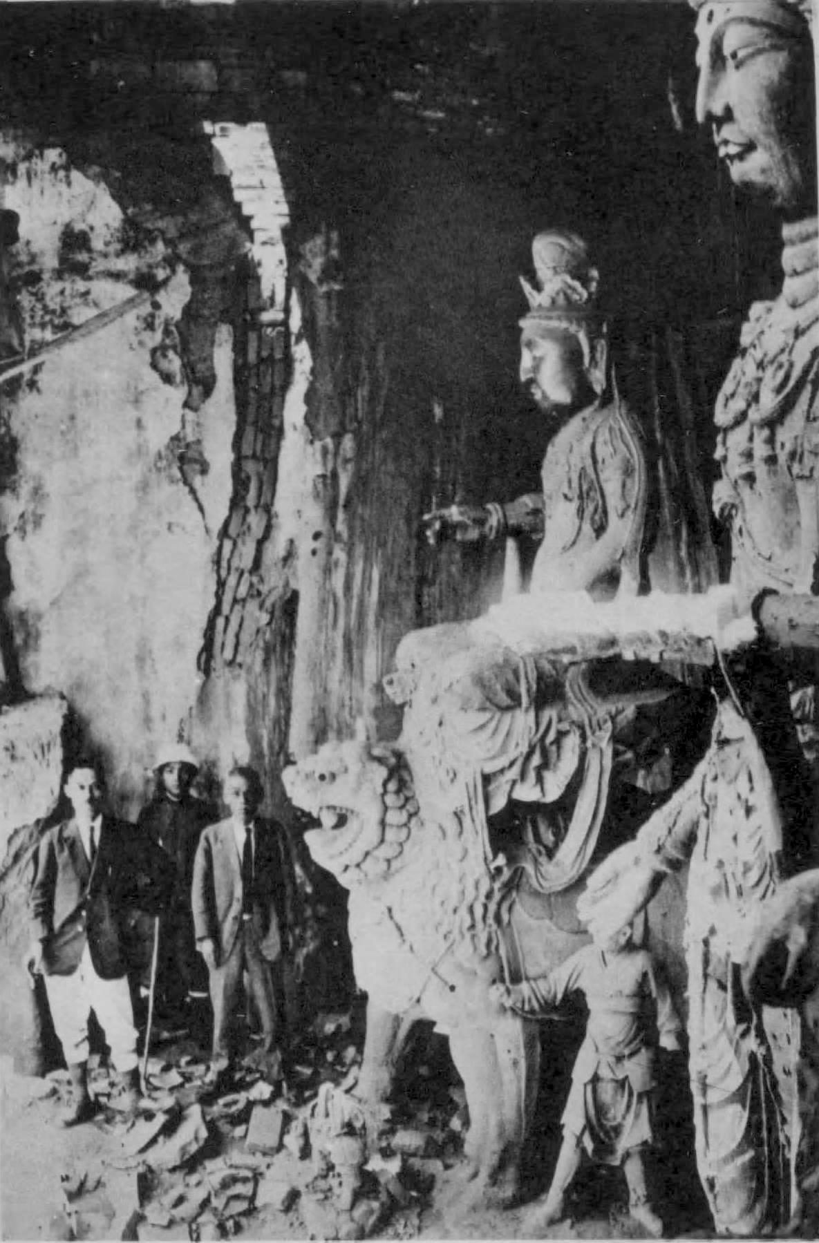 THE OSHIMA GANG やまもと寛斎 インターナショナル 山本寛斎 KANSAI YAMAMOTO カンサイインターナショナル '82'-83