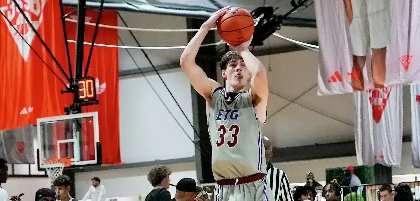 HVR00095 Grager Commits to NU