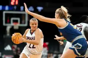 Omaha Mavericks forward Cora Olsen