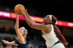 Omaha Mavericks center Brooklynn Smith
