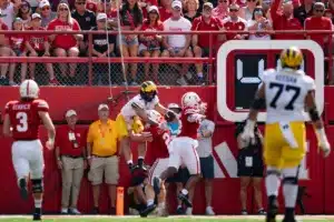 Nebraska Cornhuskers defensive back Isaac Gifford