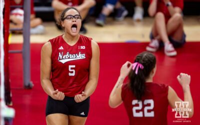 Big Block Boosts No. 2 Nebraska to 4-Set Win Over No. 9 Kentucky