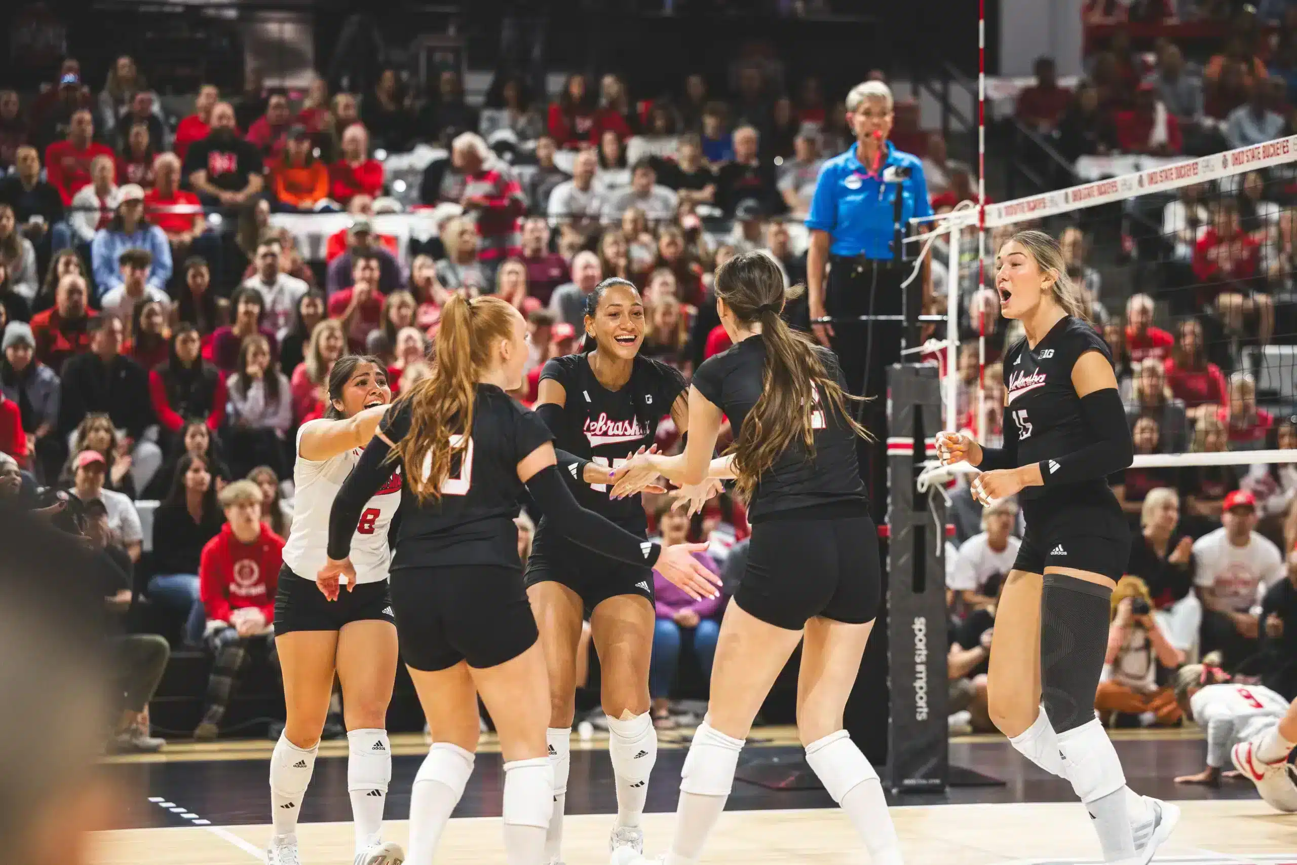 No. 2 Nebraska Volleyball Beats Buckeyes 3-0