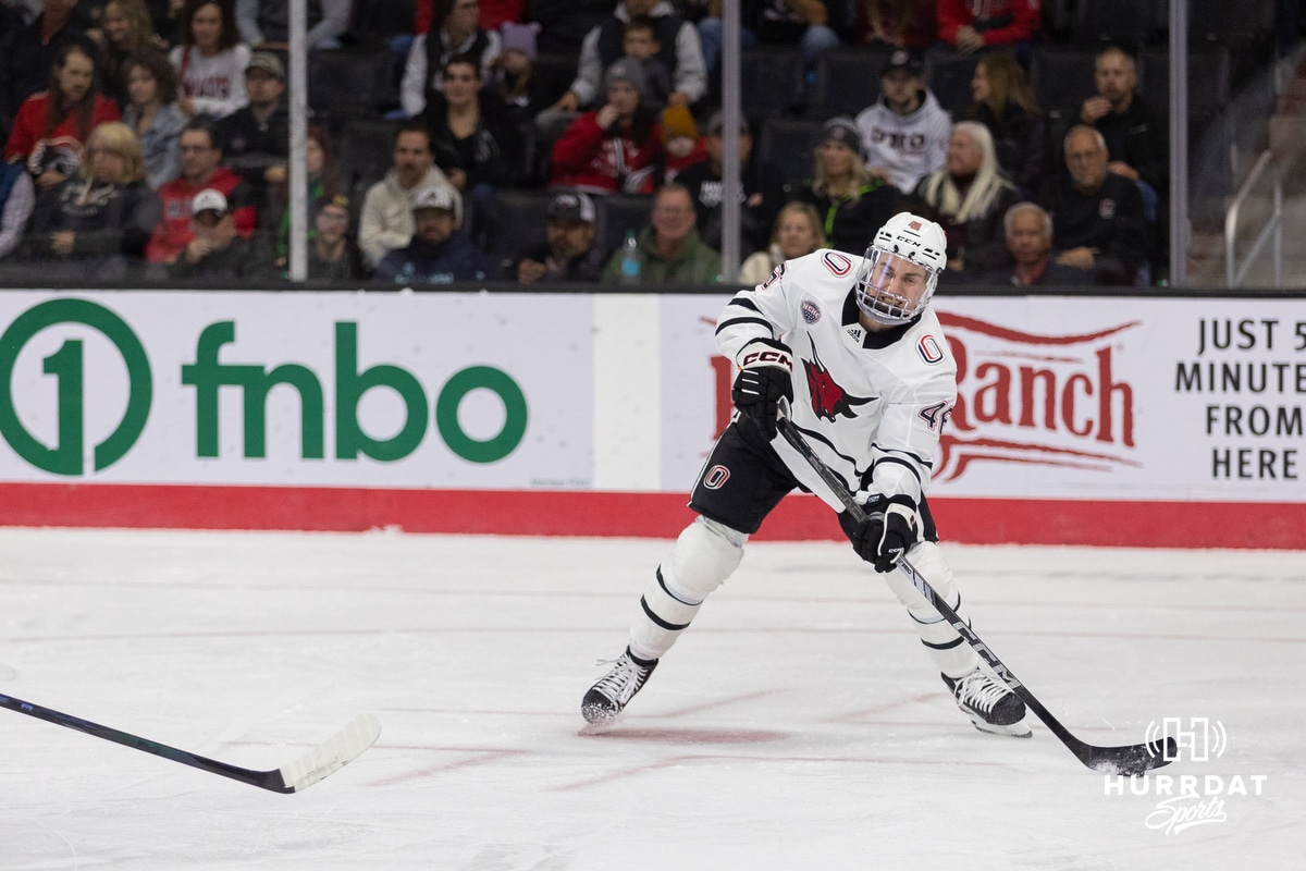 Omaha Hockey v Western Michigan – 2024-11-08 Omaha Maverick defenseman Dylan Gratton (46) during a college hockey match against Western Michigan Friay, November 8, 2024 in Omaha, Nebraska. Photo by Jaelle Johnson.