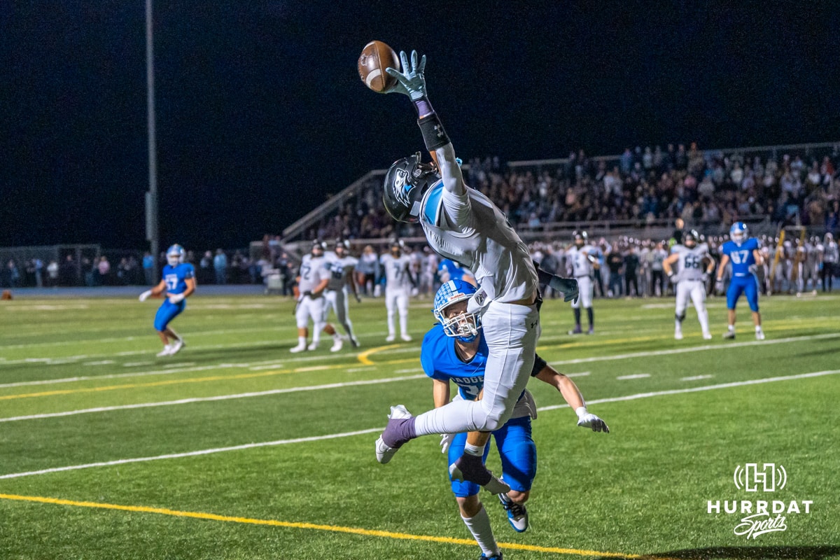 Bennington v Elkhorn North 2024-11-15 Alex Uchtman tries to catch a pass during a high school football game November 15th, 2024 in Bennington Nebraska Photo by Brandon Tiedemann