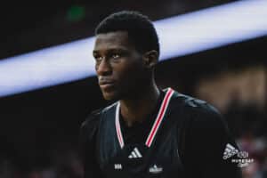 Omaha Maverick Ja'Sean Glover locked in during a basketball game at Baxter Arena on February 22nd, 2025 in Omaha Nebraska. Photo by Collin Stilen.