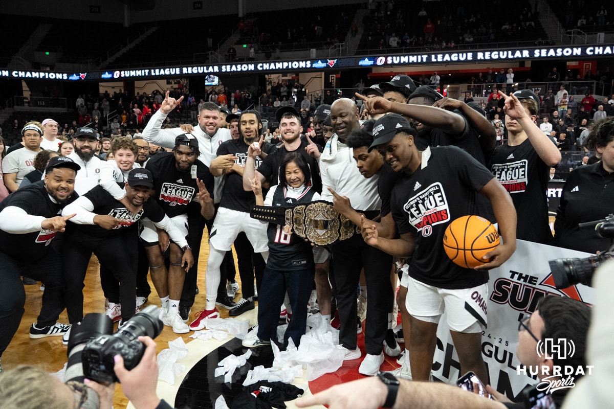 Omaha Mavericks celebrate with Joanne Li after a college basketball game against Oral Roberts on March 1st, 2025 in Omaha Nebraska. Photo by Brandon Tiedemann.