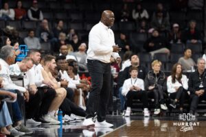 Omaha Mavericks Head Coach Chris Crutchfield calls out a play during a college basketball game against Oral Roberts on March 1st, 2025 in Omaha Nebraska. Photo by Brandon Tiedemann.